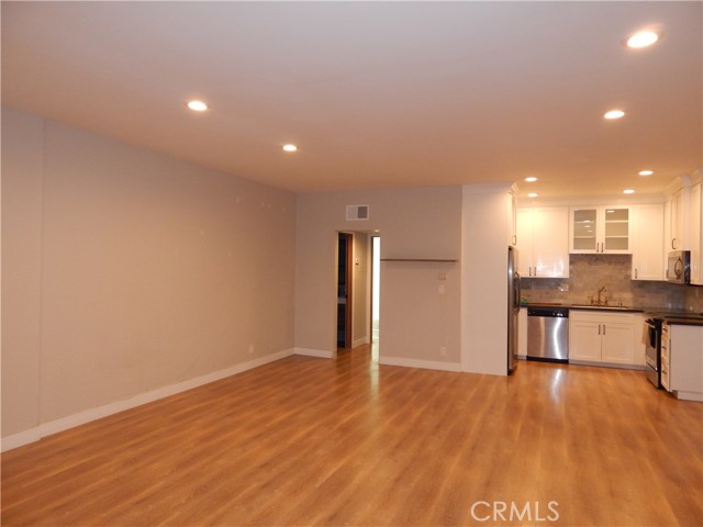 1 Bed Home for Sale in West Hollywood, California