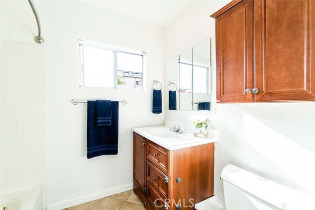 1600 Spreckels Lane, Redondo Beach, California 90278, 3 Bedrooms Bedrooms, ,2 BathroomsBathrooms,Residential,Sold,Spreckels,SB19058149