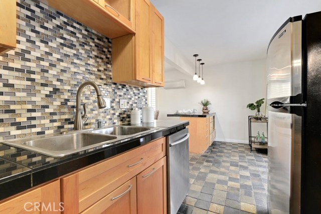 1703 Speyer Lane, Redondo Beach, California 90278, 3 Bedrooms Bedrooms, ,1 BathroomBathrooms,Residential,Sold,Speyer,SB20258559