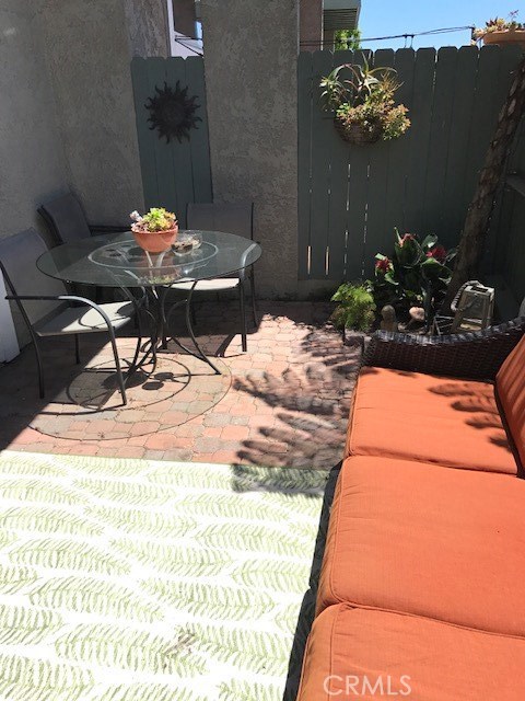 708 El Redondo Avenue, Redondo Beach, California 90277, 2 Bedrooms Bedrooms, ,2 BathroomsBathrooms,Residential,Sold,El Redondo,SB18146234