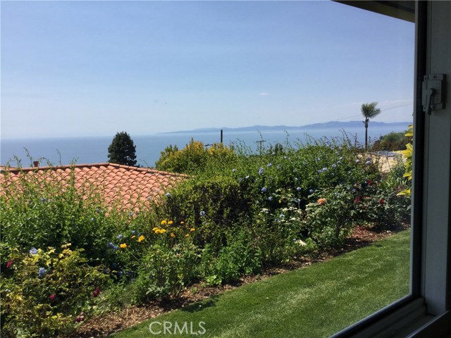 6744 Monero Drive, Rancho Palos Verdes, California 90275, 4 Bedrooms Bedrooms, ,2 BathroomsBathrooms,Residential,Sold,Monero,PV18115560