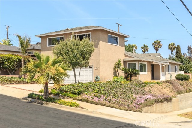 500 Green Lane, Redondo Beach, California 90278, 4 Bedrooms Bedrooms, ,2 BathroomsBathrooms,Residential,Sold,Green,SB18095659