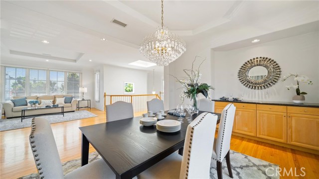 1002 5th Street, Hermosa Beach, California 90254, 5 Bedrooms Bedrooms, ,2 BathroomsBathrooms,Residential,Sold,5th,SB20139034