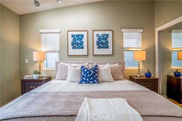 1517 Crest Drive, Manhattan Beach, California 90266, 3 Bedrooms Bedrooms, ,2 BathroomsBathrooms,Residential,Sold,Crest,SB19195795