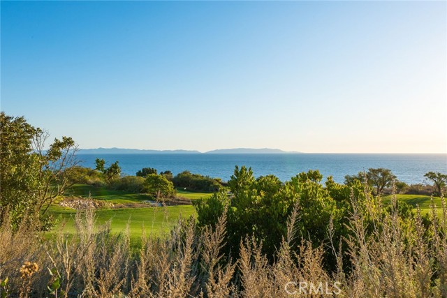 3200 La Rotonda Drive, Rancho Palos Verdes, California 90275, 2 Bedrooms Bedrooms, ,2 BathroomsBathrooms,Residential,Sold,La Rotonda,OC21109178