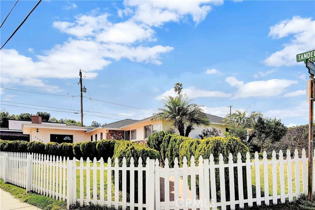 3204 Danaha Street, Torrance, California 90505, 4 Bedrooms Bedrooms, ,2 BathroomsBathrooms,Residential,Sold,Danaha,OC20128588 3204 Danaha Street, Torrance, California 90505, 4 Bedrooms Bedrooms, ,2 BathroomsBathrooms,Residential,Sold,Danaha,OC20128588