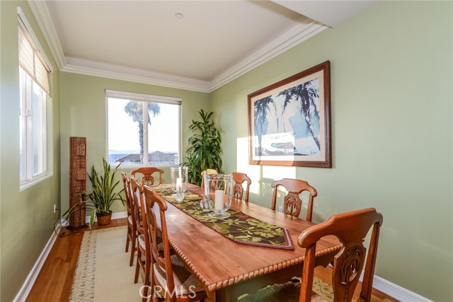 1800 Esplanade, Redondo Beach, California 90277, 3 Bedrooms Bedrooms, ,2 BathroomsBathrooms,Residential,Sold,Esplanade,SB18062659