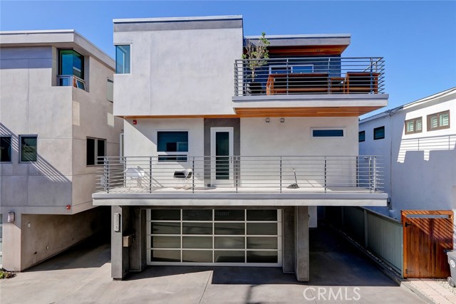 3215 Vista Drive, Manhattan Beach, California 90266, 3 Bedrooms Bedrooms, ,3 BathroomsBathrooms,Residential,Sold,Vista,SB20078547