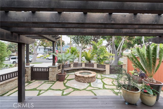 619 Gertruda Avenue, Redondo Beach, California 90277, 3 Bedrooms Bedrooms, ,Residential,Sold,Gertruda,PV20123167