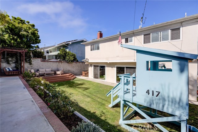 417 Susana Avenue, Redondo Beach, California 90277, 4 Bedrooms Bedrooms, ,2 BathroomsBathrooms,Residential,Sold,Susana,SB20152659