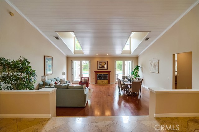 1 Hillcrest Manor, Rolling Hills Estates, California 90274, 4 Bedrooms Bedrooms, ,3 BathroomsBathrooms,Residential,Sold,Hillcrest Manor,SB19101049