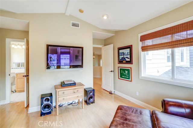 Upstairs Office/Den/Bedroom