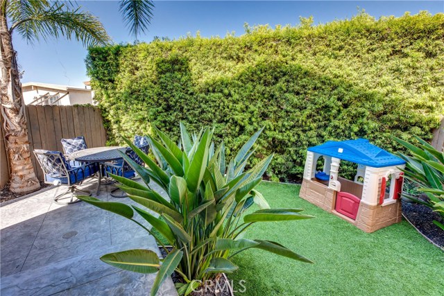 1626 Stanford Avenue, Redondo Beach, California 90278, 3 Bedrooms Bedrooms, ,2 BathroomsBathrooms,Residential,Sold,Stanford,SB19199450