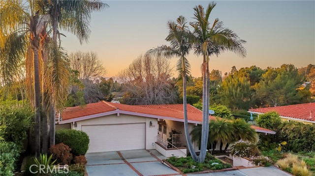 2105 Via Estudillo, Palos Verdes Estates, California 90274, 4 Bedrooms Bedrooms, ,2 BathroomsBathrooms,Residential,Sold,Via Estudillo,PV21049061