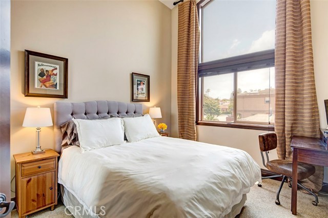 511 N Maria Avenue, Redondo Beach, California 90277, 4 Bedrooms Bedrooms, ,2 BathroomsBathrooms,Residential,Sold,N Maria,SB17103016