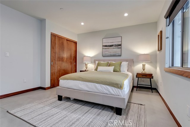 3215 Vista Drive, Manhattan Beach, California 90266, 3 Bedrooms Bedrooms, ,3 BathroomsBathrooms,Residential,Sold,Vista,SB20078547