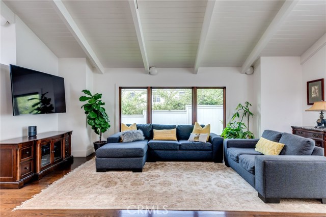 2416 Elm Avenue, Manhattan Beach, California 90266, 4 Bedrooms Bedrooms, ,2 BathroomsBathrooms,Residential,Sold,Elm,SB19275935