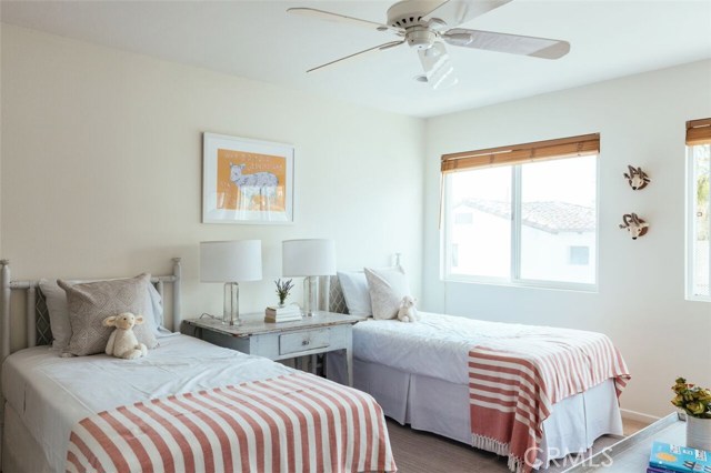 229 24th Street, Hermosa Beach, California 90254, 4 Bedrooms Bedrooms, ,3 BathroomsBathrooms,Residential,Sold,24th,DW17092631