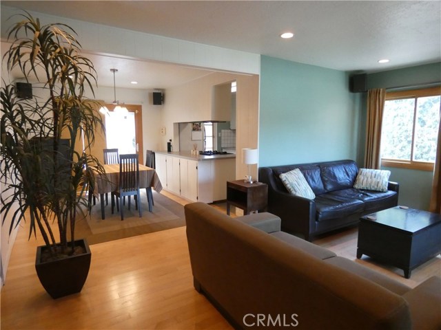 2616 182nd Place, Redondo Beach, California 90278, 3 Bedrooms Bedrooms, ,1 BathroomBathrooms,Residential,Sold,182nd,SB20063647