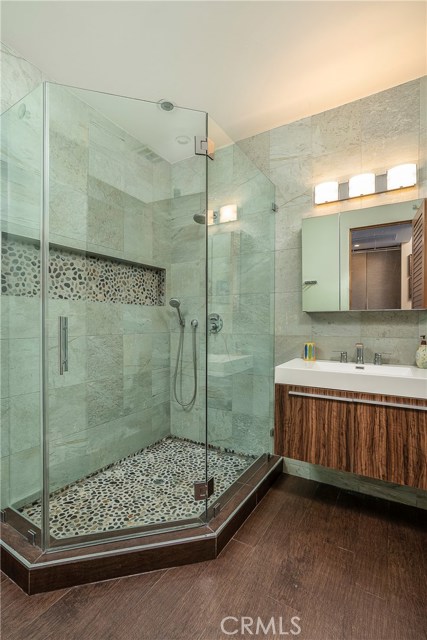 310 Hollowell Avenue, Hermosa Beach, California 90254, 4 Bedrooms Bedrooms, ,4 BathroomsBathrooms,Residential,Sold,Hollowell,SB20035338