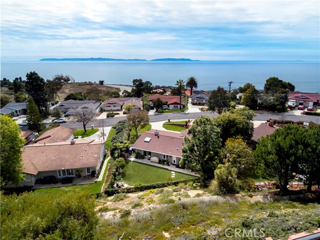 30836 Casilina Drive, Rancho Palos Verdes, California 90275, 3 Bedrooms Bedrooms, ,2 BathroomsBathrooms,Residential,Sold,Casilina,PV18077093