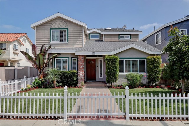 2011 Dufour Avenue, Redondo Beach, California 90278, 3 Bedrooms Bedrooms, ,2 BathroomsBathrooms,Residential,Sold,Dufour,SB19170584