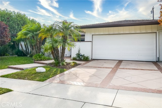 28125 Ambergate Drive, Rancho Palos Verdes, California 90275, 4 Bedrooms Bedrooms, ,3 BathroomsBathrooms,Residential,Sold,Ambergate,SB20187229