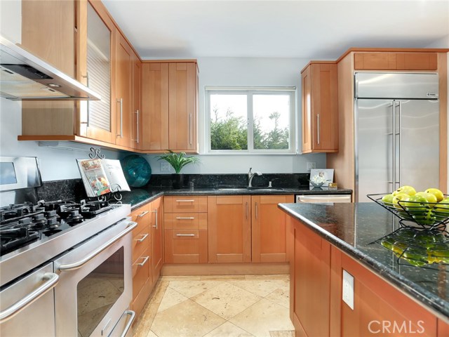 512 Juanita Avenue, Redondo Beach, California 90277, 3 Bedrooms Bedrooms, ,3 BathroomsBathrooms,Residential,Sold,Juanita,SB17222530