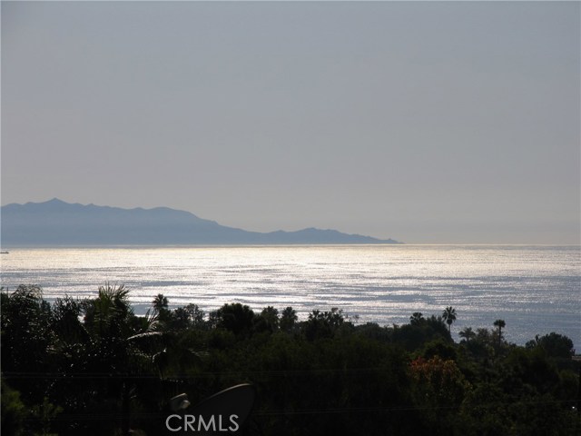 2400 Via Carrillo, Palos Verdes Estates, California 90274, 5 Bedrooms Bedrooms, ,2 BathroomsBathrooms,Residential,Sold,Via Carrillo,PV19266927