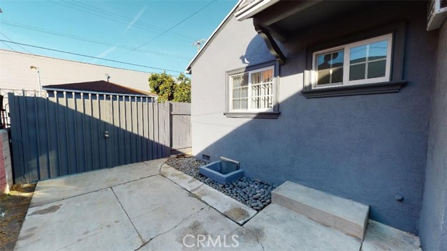 3 Bed Home for Sale in Los Angeles, California