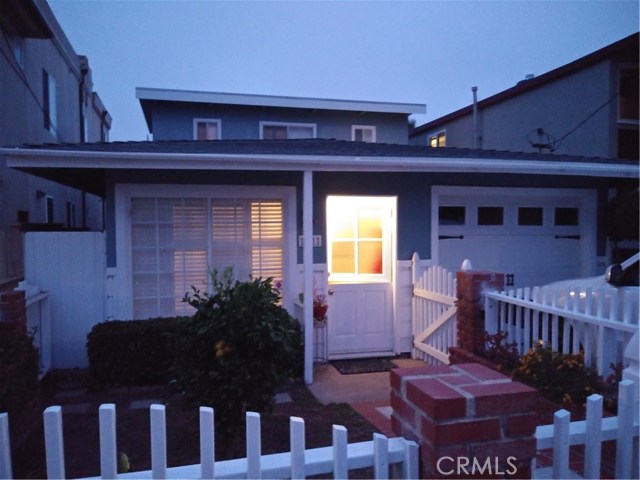 1211 20th Street, Hermosa Beach, California 90254, 3 Bedrooms Bedrooms, ,2 BathroomsBathrooms,Residential,Sold,20th,OC19135116 1211 20th Street, Hermosa Beach, California 90254, 3 Bedrooms Bedrooms, ,2 BathroomsBathrooms,Residential,Sold,20th,OC19135116