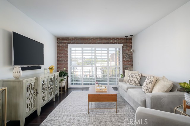 1 Bed Home for Sale in Santa Monica, California