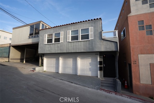 200 Gull Street, Manhattan Beach, California 90266, 3 Bedrooms Bedrooms, ,1 BathroomBathrooms,Residential,Sold,Gull,OC21063409
