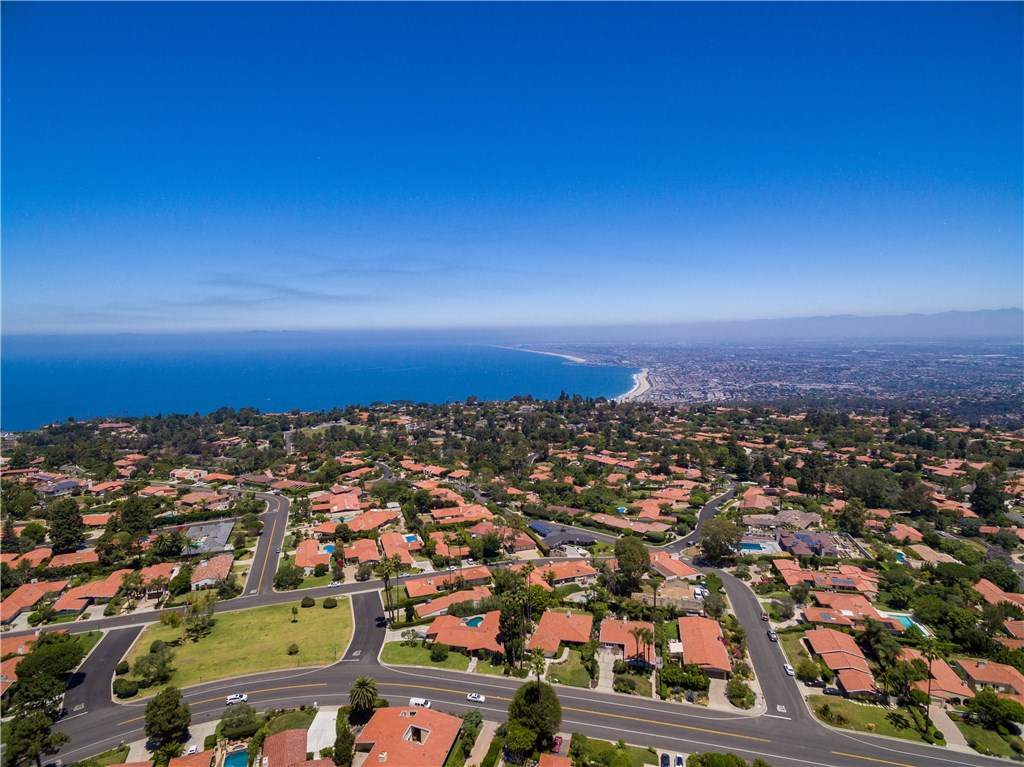 2228 Via Cerritos, Palos Verdes Estates, California 90274, 7 Bedrooms Bedrooms, ,6 BathroomsBathrooms,Residential,Sold,Via Cerritos,SB19060195