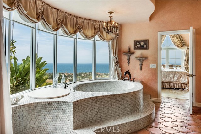 1429 Via Zumaya, Palos Verdes Estates, California 90274, 5 Bedrooms Bedrooms, ,6 BathroomsBathrooms,Residential,Sold,Via Zumaya,PV18119297