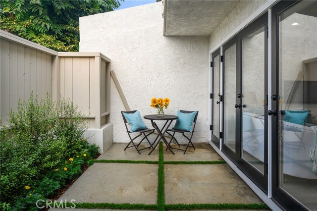 2406 Aviation Boulevard, Redondo Beach, California 90278, 3 Bedrooms Bedrooms, ,1 BathroomBathrooms,Residential,Sold,Aviation,SB20181174