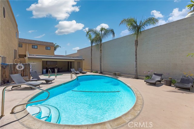 2304 Mathews Avenue, Redondo Beach, California 90278, 2 Bedrooms Bedrooms, ,1 BathroomBathrooms,Residential,Sold,Mathews,TR20131793