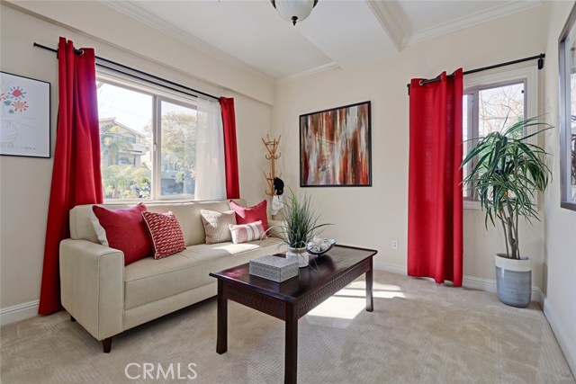 108 Helberta Avenue, Redondo Beach, California 90277, 3 Bedrooms Bedrooms, ,3 BathroomsBathrooms,Residential,Sold,Helberta,SB18053700