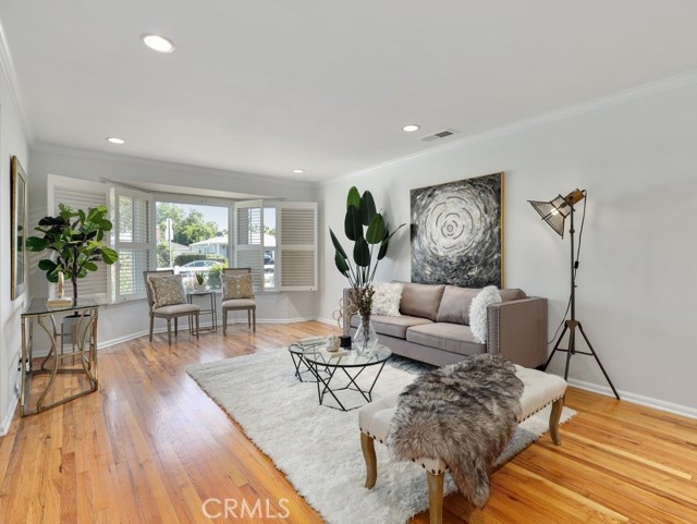 2 Bed Home for Sale in Sherman Oaks, California