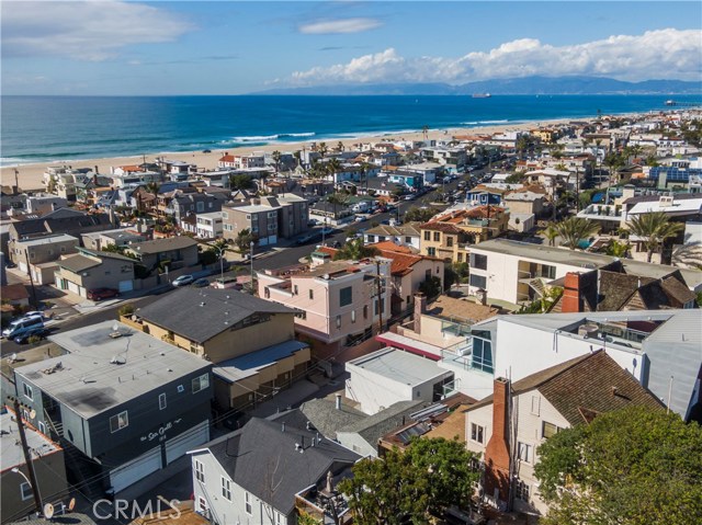 1822 Palm Drive, Hermosa Beach, California 90254, 2 Bedrooms Bedrooms, ,1 BathroomBathrooms,Residential,Sold,Palm,SB19061012