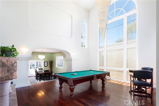 1407 Irena Avenue, Redondo Beach, California 90277, 5 Bedrooms Bedrooms, ,6 BathroomsBathrooms,Residential,Sold,Irena,SB20100486