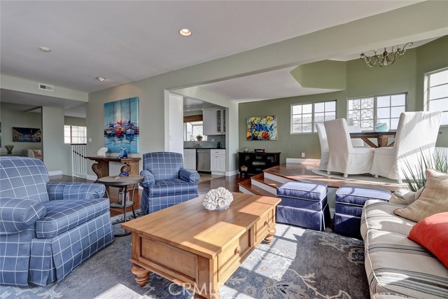 506 Helberta Avenue, Redondo Beach, California 90277, 3 Bedrooms Bedrooms, ,2 BathroomsBathrooms,Residential,Sold,Helberta,SB19050182