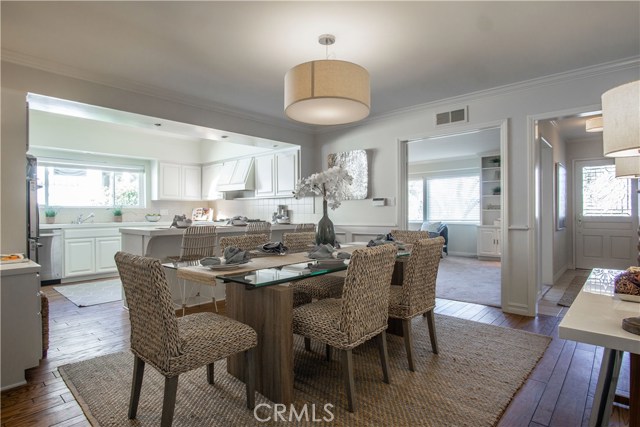 149 Vista Del Parque, Redondo Beach, California 90277, 4 Bedrooms Bedrooms, ,1 BathroomBathrooms,Residential,Sold,Vista Del Parque,PV19039225