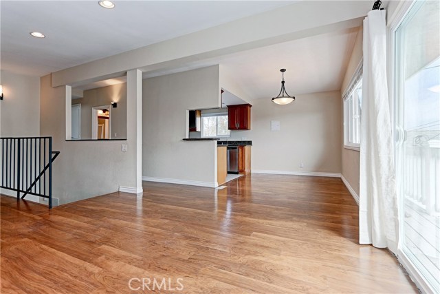 1217 24th Street, Hermosa Beach, California 90254, 3 Bedrooms Bedrooms, ,3 BathroomsBathrooms,Residential,Sold,24th,SB18287542