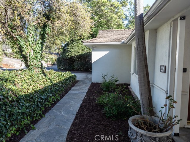 4016 Via Pavion, Palos Verdes Estates, California 90274, 3 Bedrooms Bedrooms, ,1 BathroomBathrooms,Residential,Sold,Via Pavion,SB18258134