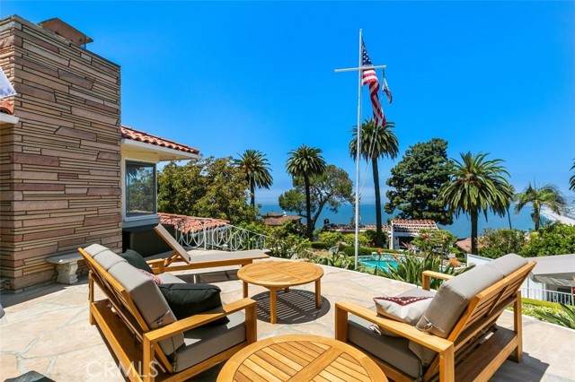 849 Rincon Lane, Palos Verdes Estates, California 90274, 3 Bedrooms Bedrooms, ,2 BathroomsBathrooms,Residential,Sold,Rincon,PV21117002