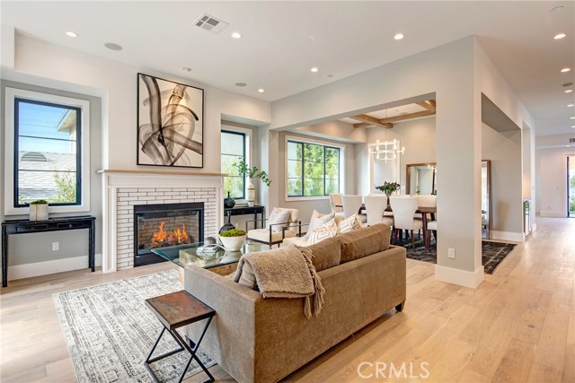 3604 Walnut Avenue, Manhattan Beach, California 90266, 5 Bedrooms Bedrooms, ,2 BathroomsBathrooms,Residential,Sold,Walnut,SB19038586