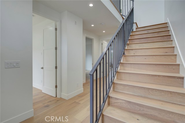 124 Guadalupe Avenue, Redondo Beach, California 90277, 3 Bedrooms Bedrooms, ,2 BathroomsBathrooms,Residential,Sold,Guadalupe,SB19041183