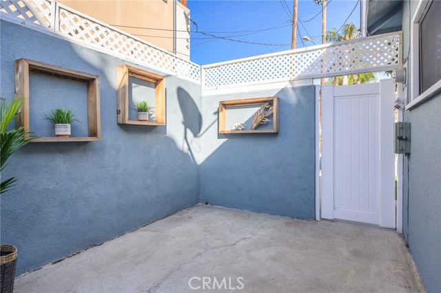 2605 Blossom Lane, Redondo Beach, California 90278, 2 Bedrooms Bedrooms, ,1 BathroomBathrooms,Residential,Sold,Blossom,ND19250904