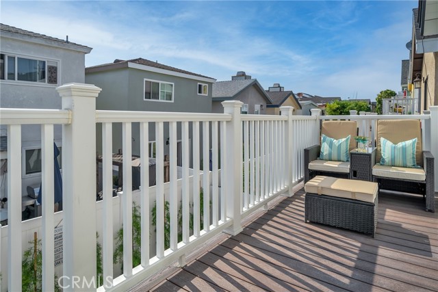 1629 Steinhart Avenue, Redondo Beach, California 90278, 3 Bedrooms Bedrooms, ,2 BathroomsBathrooms,Residential,Sold,Steinhart,SB21139677